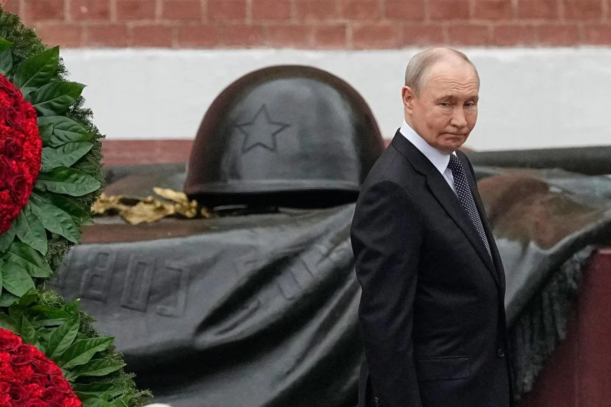 Ucraina amplia il raggio dei raid, ﻿Russia sposta difese dal fronte per proteggere Mosca