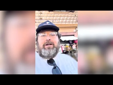 Adinolfi: “Oltre ai minimarket, l’altra struttura portante della ‘mafia bangla’ sono i negozi di