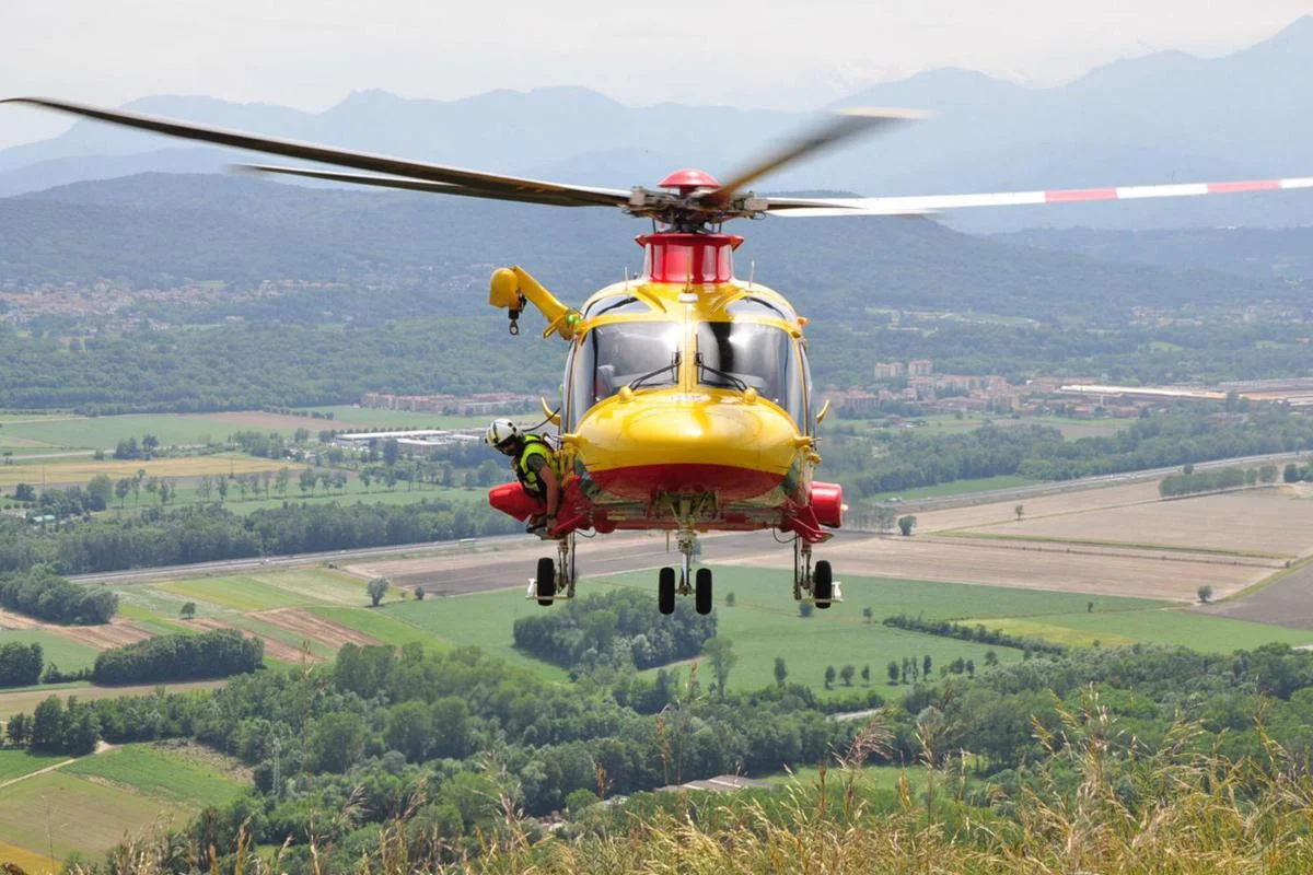 Anziana malata risucchiata in aria da elicottero del 118 a bassa quota, il figlio vince la causa