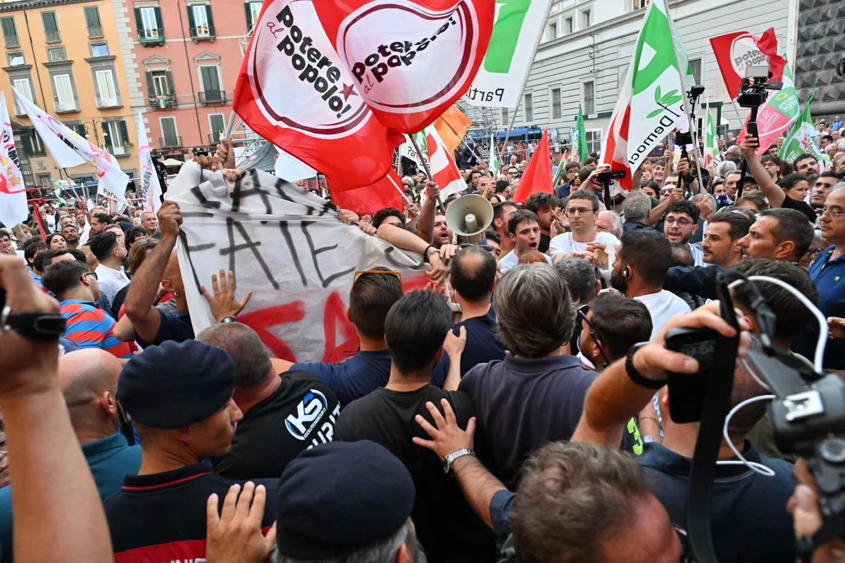Potere al Popolo: “Flop comizio campo largo? Hanno fatto tutto da soli…”